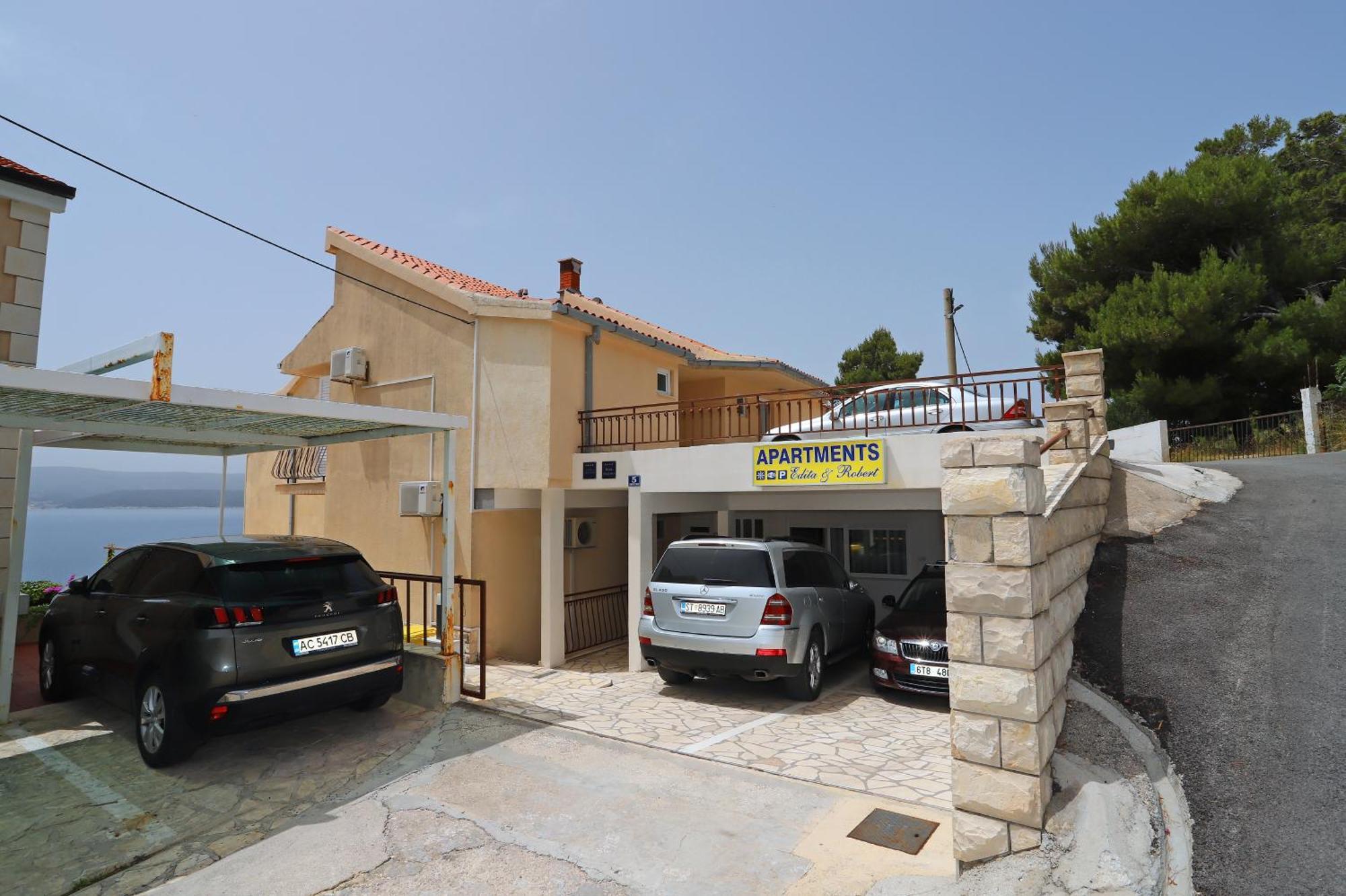 Apartments Edita & Robert ロクヴァ・ロゴズニツァ エクステリア 写真