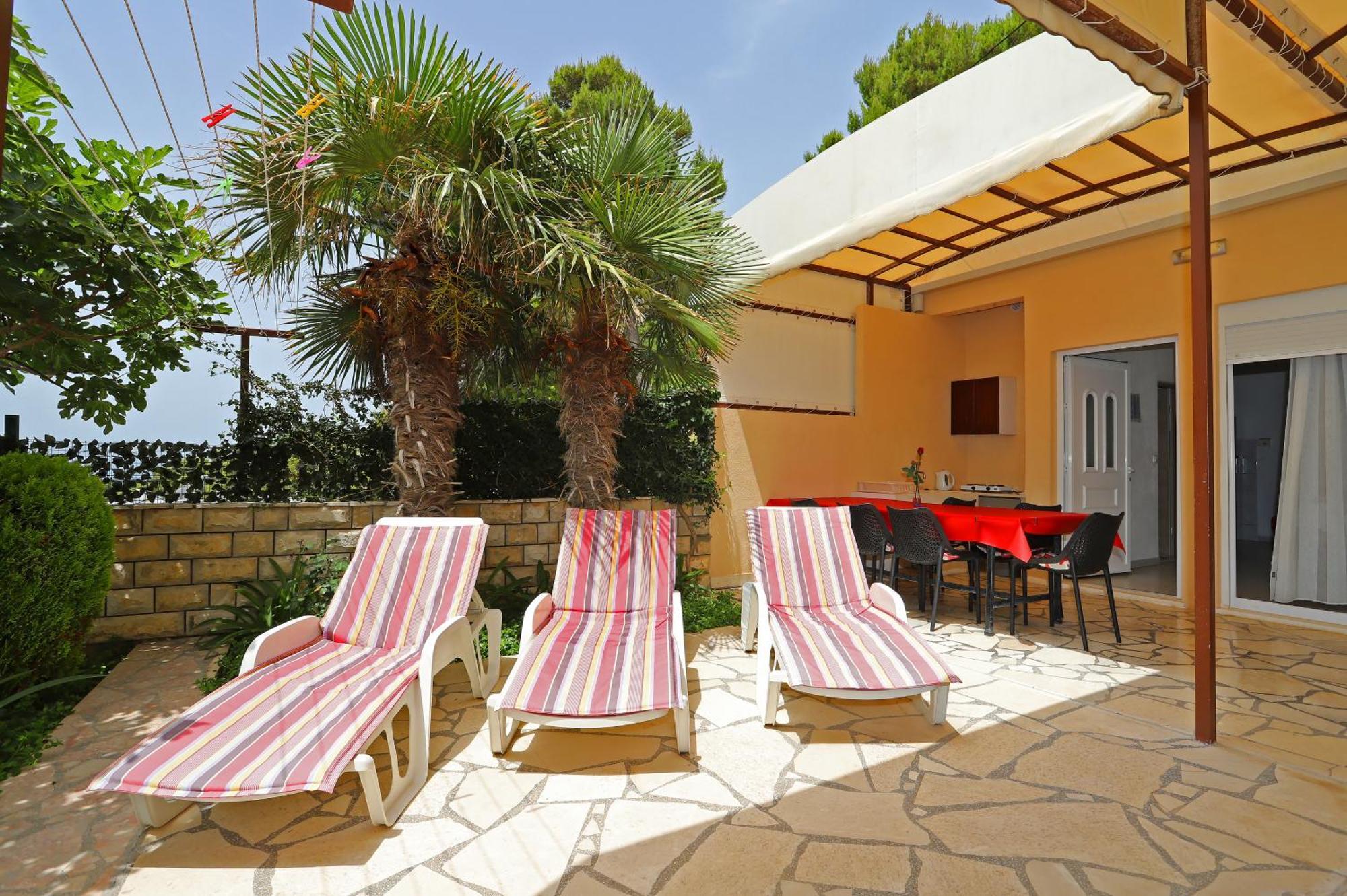 Apartments Edita & Robert ロクヴァ・ロゴズニツァ エクステリア 写真