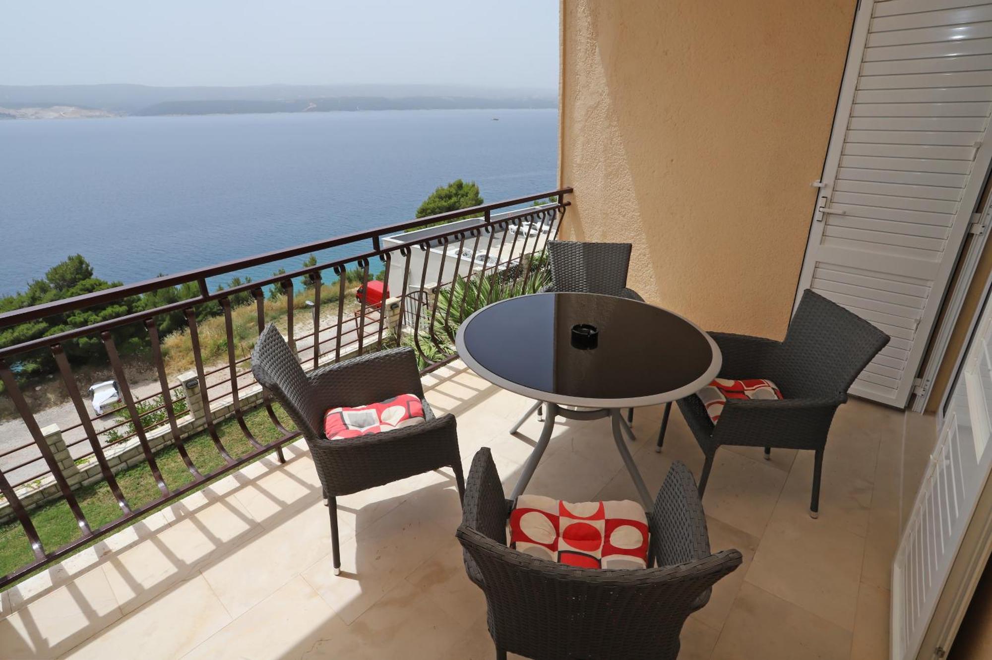 Apartments Edita & Robert ロクヴァ・ロゴズニツァ エクステリア 写真